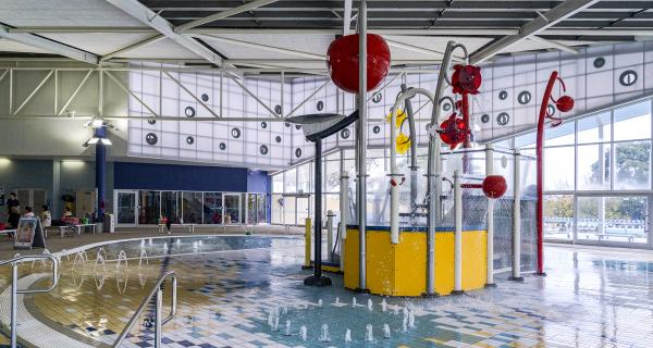 Water play banner
